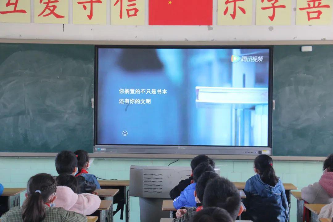 欢乐打砖块2选关版